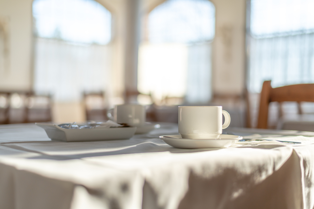 restaurant table linens